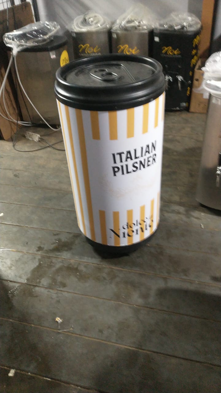 Cooler personalizado Italian Pilsner Dolce Niente — ativação de marca